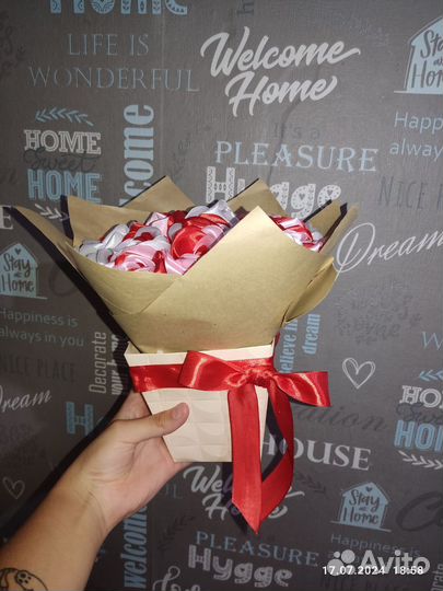 Букет из атласных лент