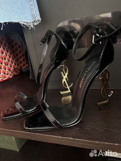 Босоножки ysl