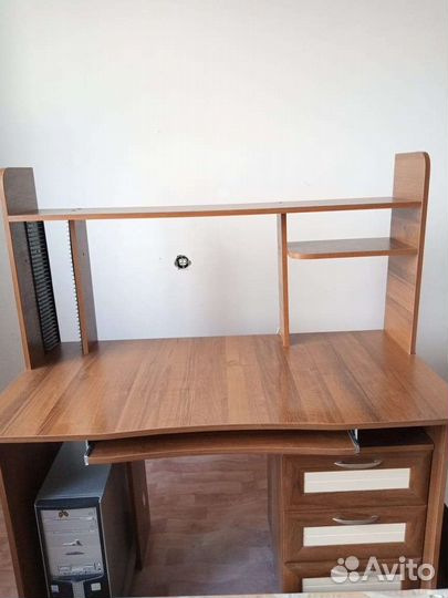 Компьютерный стол бу