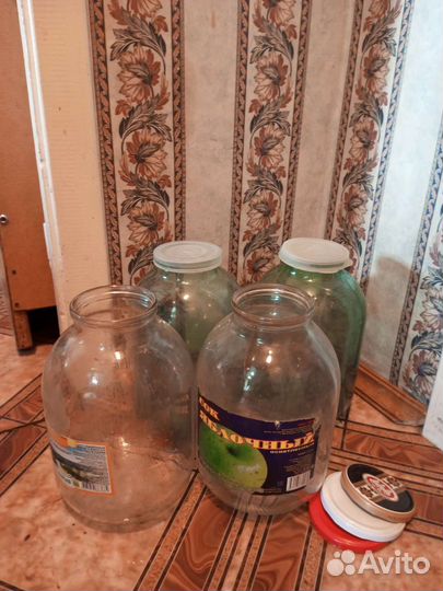 Банка стеклянная