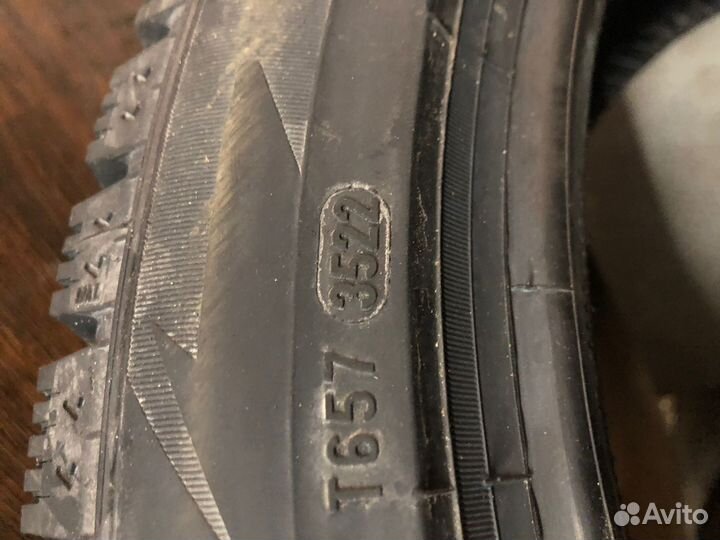 Pirelli Ice Zero 225/45 R19