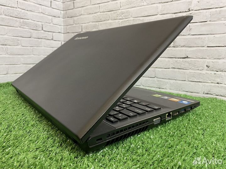 Игровой ноутбук Lenovo на i3 с гарантией