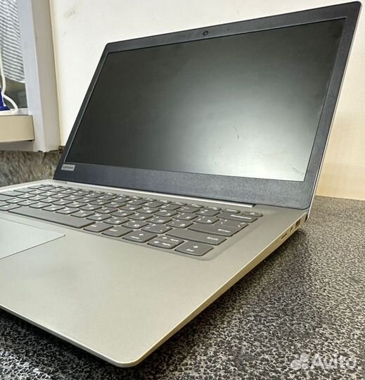 Ноутбук Lenovo