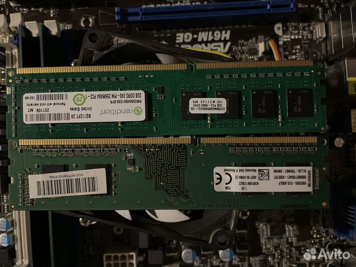 Коробка с комплектующими для пк