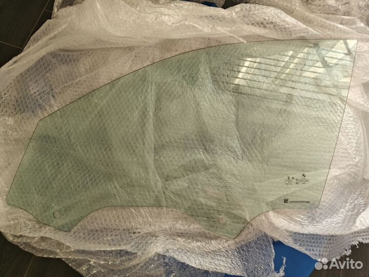 Комплект стекол передних дверей BMW 3 G20 2020