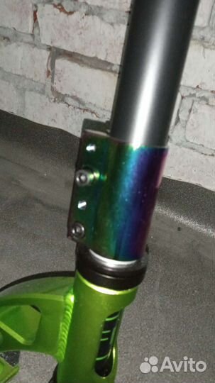 Самокат трюковой HIC