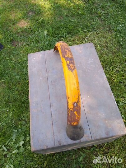 Крыло от мопеда Рига-7