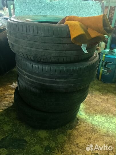 Michelin Agilis 205/65 R16
