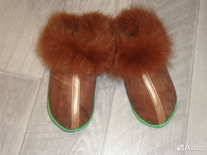 Женские тапочки