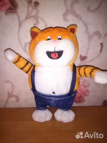 Кот из мультфильма про попугая Кешу