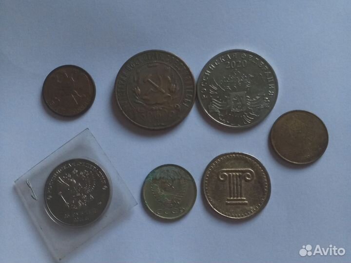 Продам монеты торг уместен