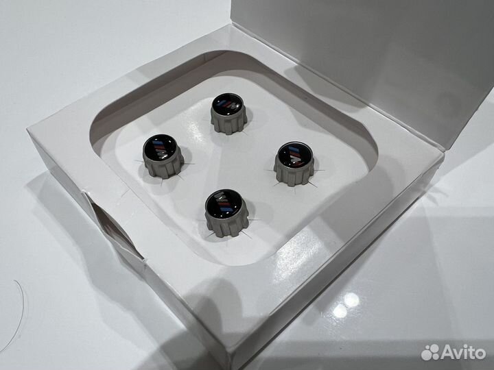 Колпачки на ниппель bmw