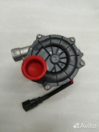 Насос продувки катализатора Audi