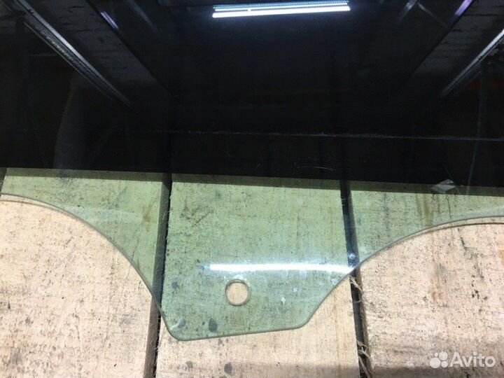 Стекло двери заднее правое Bmw 530D G30 LCI