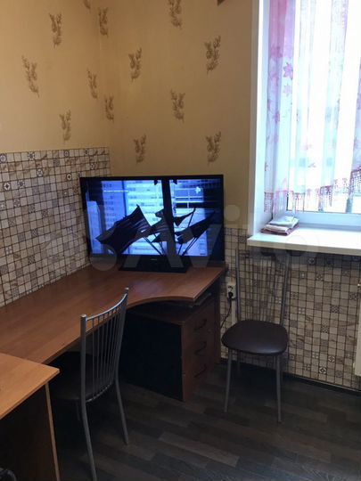 Комната 20 м² в 3-к., 2/10 эт.