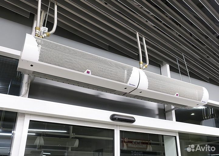 Горизонтальная водяная тепловая завеса