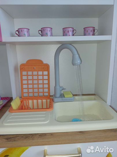 Детская деревянная кухня