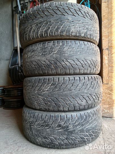 Nokian Tyres Hakkapeliitta R2 225/50 R18