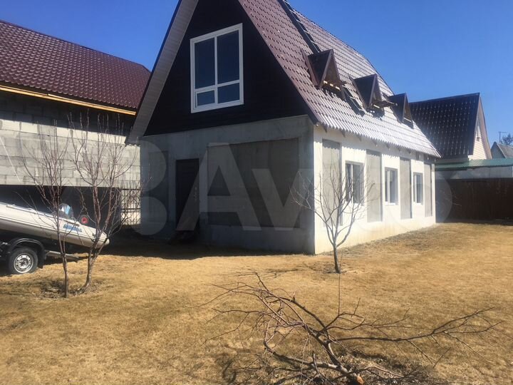 Дом 105 м² на участке 4,4 сот.