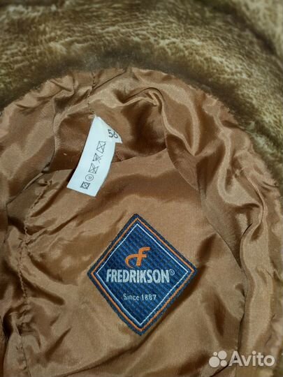 Шапка из искусственного меха, Шарф