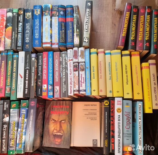 Книги фантастика, фэнтези на выбор