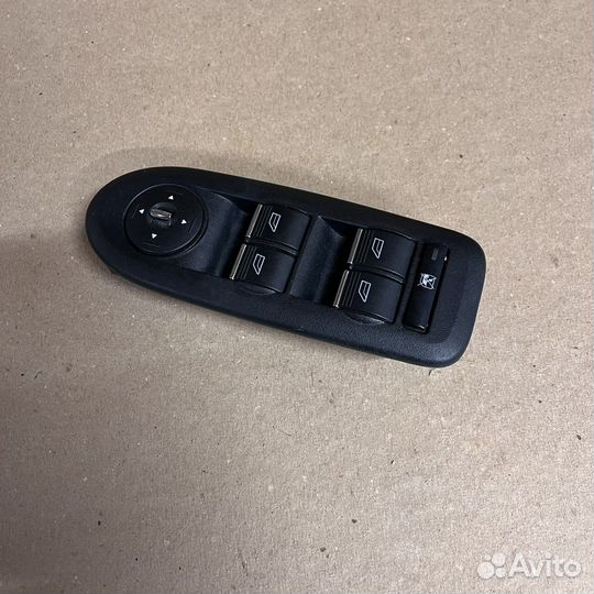 Блок кнопок Форд Куга Ford Kuga 8-12