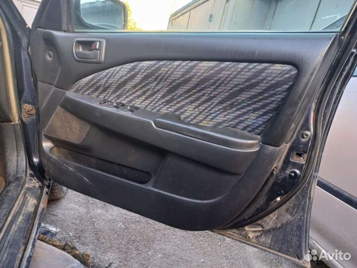 Обшивки карты дверей Toyota corona premio carina