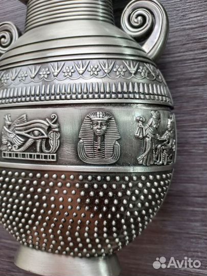 Ваза Египет металл чеканка