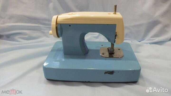 Детская швейная машина ладушка Рабочая СССР
