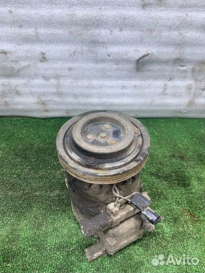 Компрессор кондиционера Hyundai Sonata седан G4GC