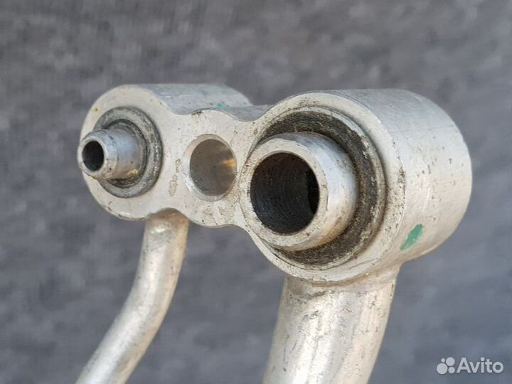 Трубка кондиционера Chevrolet Cruze хэтчбек F16D4