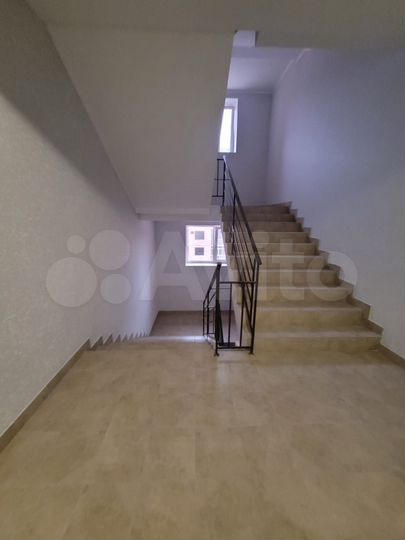 2-к. квартира, 60 м², 3/6 эт.