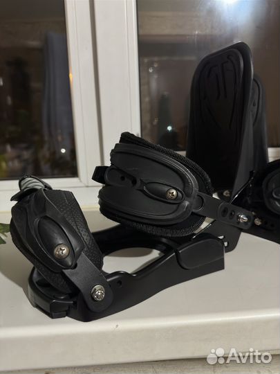 Крепления для сноуборда размер m