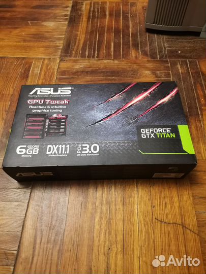 Asus GTX titan коробка