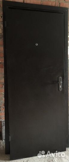 Дверь входная металлическая