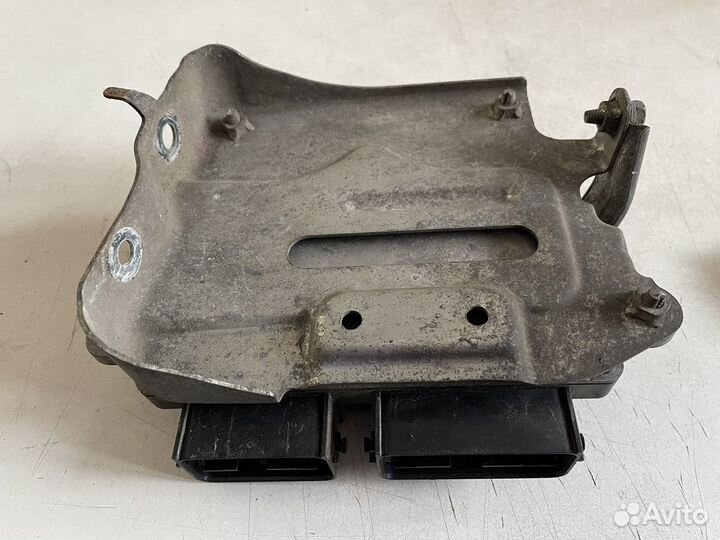 Блок управления двигателем 1.5 Mitsubishi Lancer 1