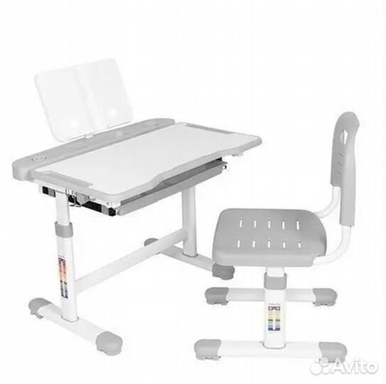 Продается школьная парта Vitera