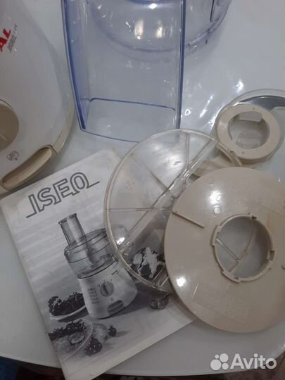 Кухонный комбайн Tefal iseo