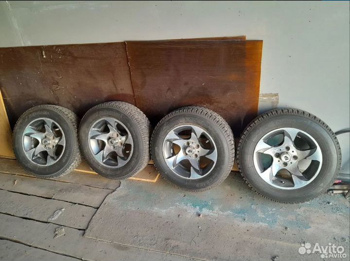 Диски с резиной Yokohama r13 хорошее состояние