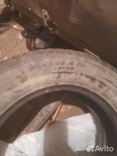 Michelin Latitude X-Ice North 2 + 225/65 R17