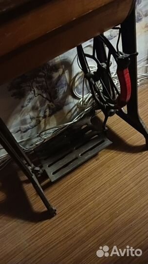 Швейная машина Подольск ножная