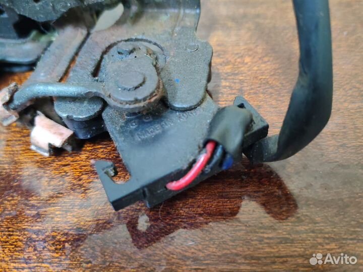 Замок водительской двери Киа Спортейдж 1