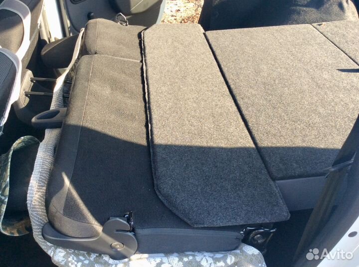 Органайзер багажника и спальное место Ларгус