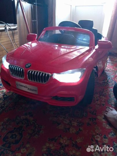 Детский электромобиль bmw