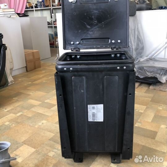 Металлический ящик инструментальный новый