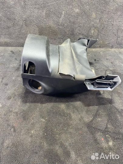 Кожух рулевой колонки Ford Focus CB8