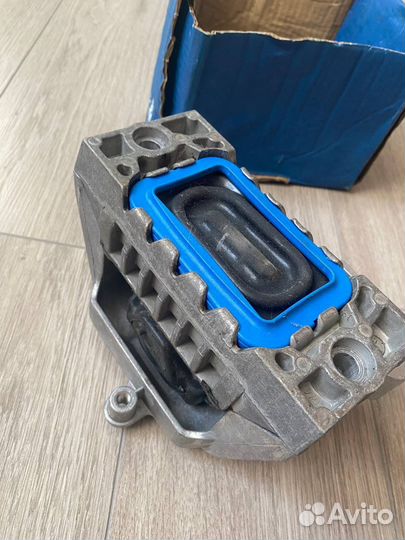 Подушка двигателя audi