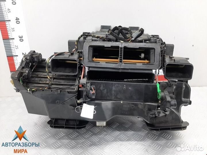 Отопитель в сборе (печка) BMW 7 E65/E66/E67 2001