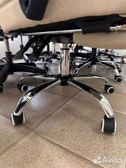 Офисное кресло новое