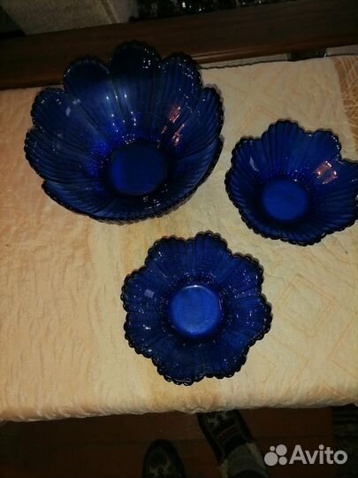 Набор салатников. Цветное стекло